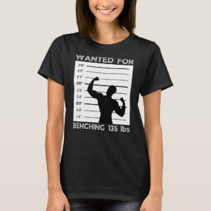 Camiseta Procurado por engrenagem de workout de 135 lb