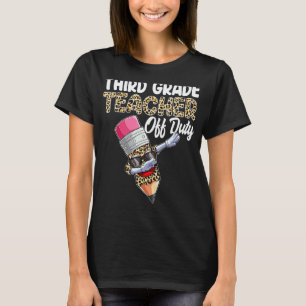 Camiseta Professor da 3ª Série Fora de Serviço Estampa de L