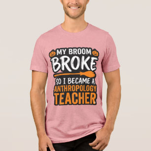 Camiseta Professor de Antropologia Vassoura de Halloween Qu