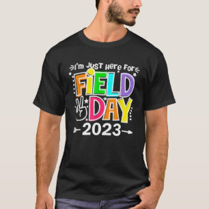 Camiseta Professor de Dia de Campo Rainbow Estou Aqui para 