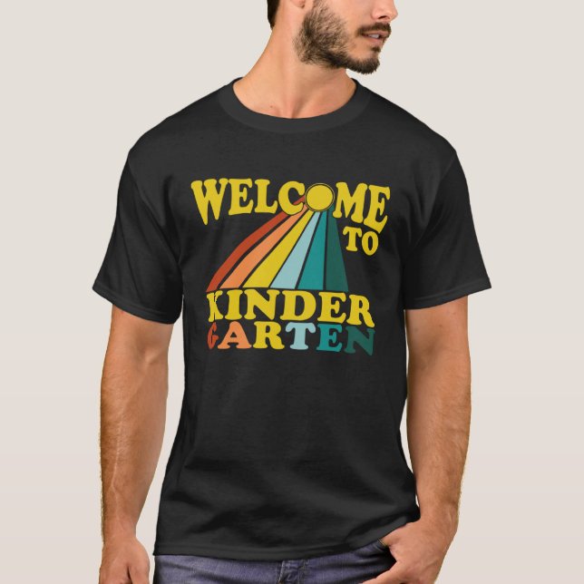 Camiseta Professor de jardim de infância bem-vindo de volta (Frente)