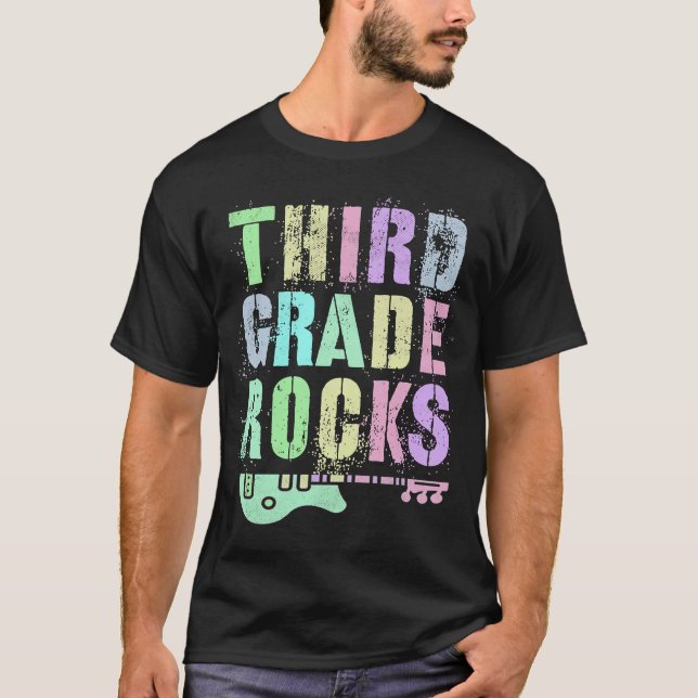 Camiseta Professor de Rockstar de 3º grau em ROCKS (Frente)