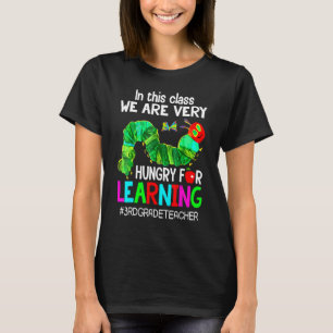 Camiseta Professor do 3º ano  Estamos Famintos Por Aprendiz