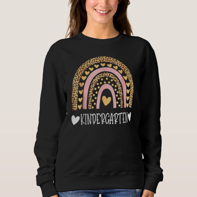 Camiseta Professor do Primeiro Dia de Leopard Rainbow Kinde (Frente)