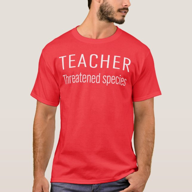 Camiseta professor espécie ameaçada presente (Frente)