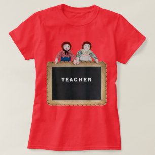 Camiseta PROFESSOR Raggedy Ann & Andy dolls chalkboard.