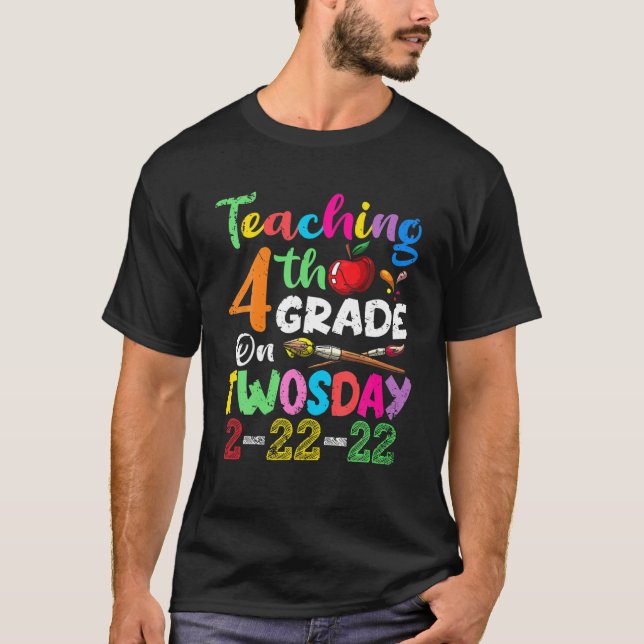 Camiseta Professora Aka Math Ensinando 4.º Grau No 2.º-2. (Frente)