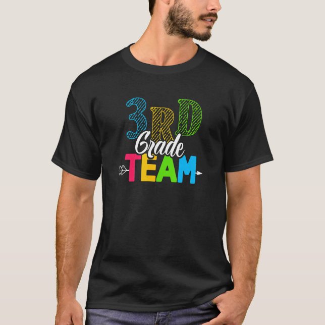 Camiseta Professora Da Equipe Do Terceiro Grau De Volta Ao  (Frente)