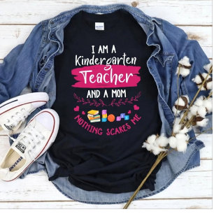 Camiseta Professora de Jardim de Infância Mãe Nada Me Assus