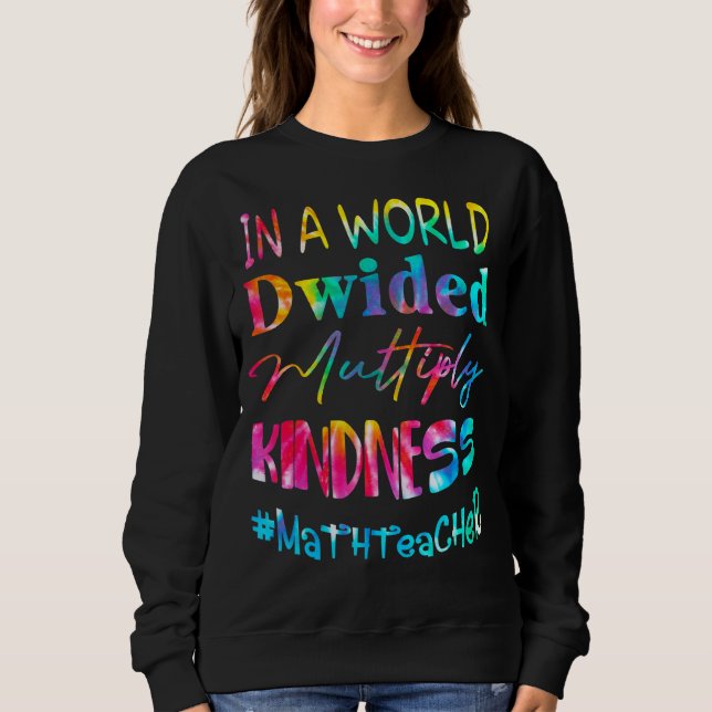 Camiseta Professora De Matemática Num Mundo Dividido Multip (Frente)