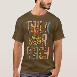 Camiseta Professora Do Halloween Dando Truque Ou Ensinando 