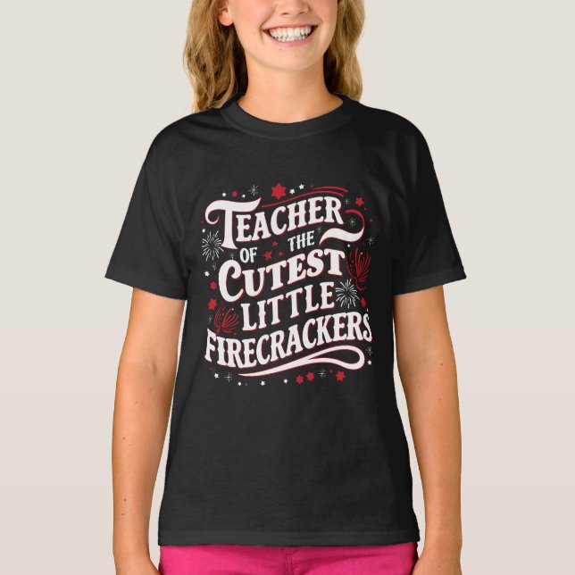 Camiseta Professora dos Pequenos Bombeiros Mais Cutres 4º d (Frente)