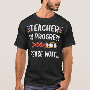 Camiseta Professora Em Curso Aguarde O Professor Gr Futuro