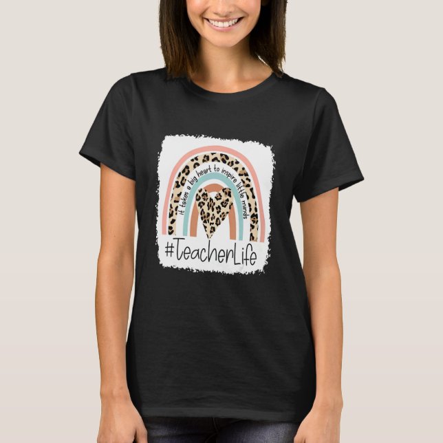 Camiseta Professora Life Leopard Arco-Íris De Volta Ao Blea (Frente)