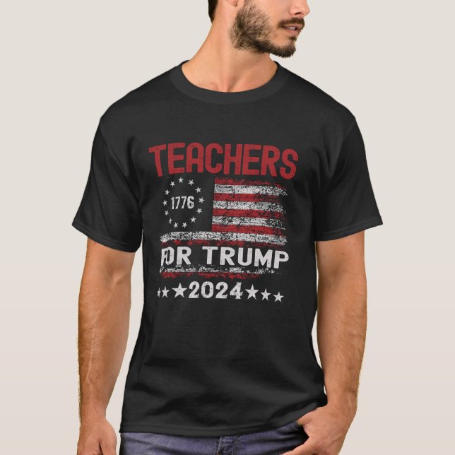 Camiseta Professores da Trump 2024 Funny Election USA Flag  (Frente)