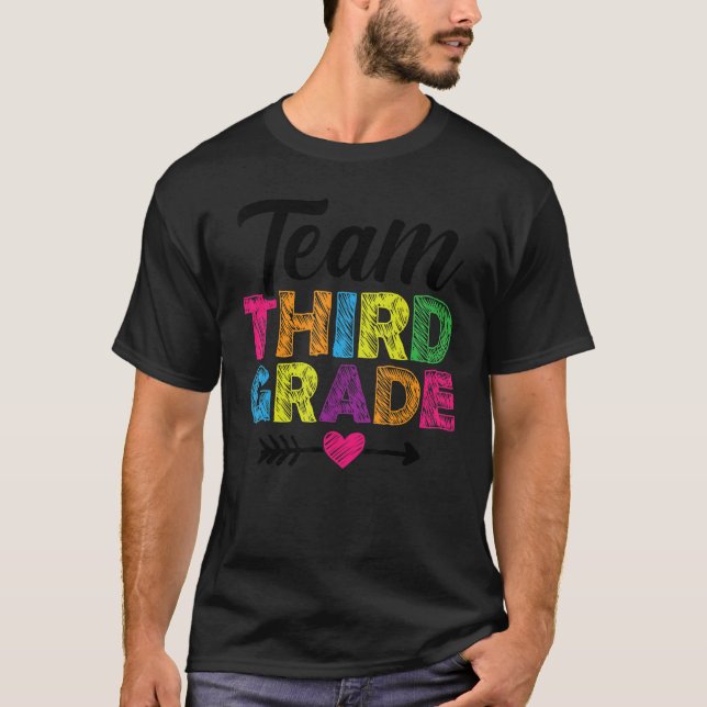 Camiseta Professores Do Terceiro Grau De Volta À Escola A (Frente)