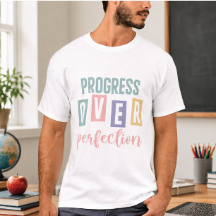 Camiseta Progresso na Perfeição de Volta à Escola