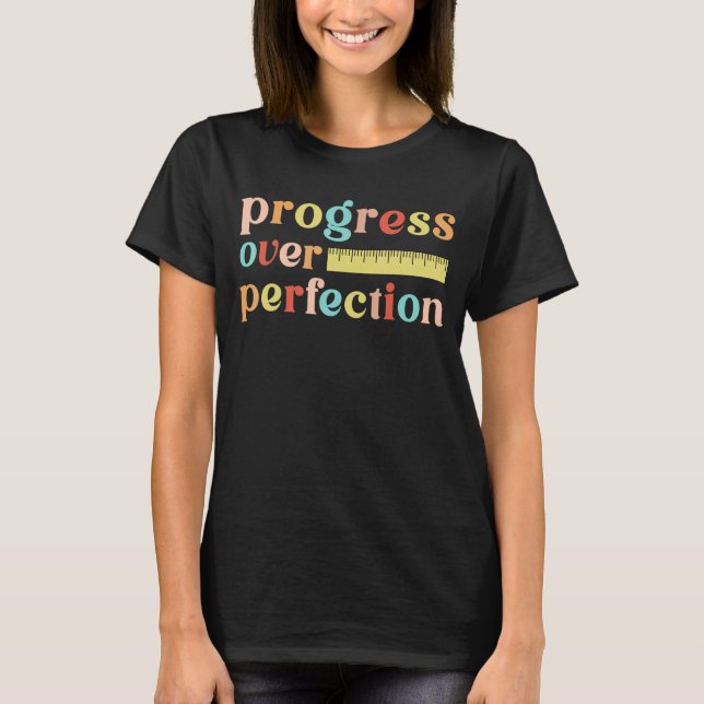 Camiseta progresso sobre a equipe de instrutor de aperfeiço (Frente)
