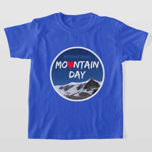 Camiseta Promocional Internacional do Dia das Montanhas (Postura )