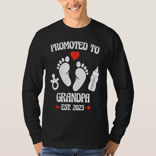 Camiseta Promoted To Grandpa 2023 First Time New Grandpa Pr (Frente)