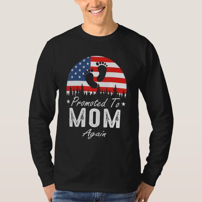 Camiseta Promoted To Mom Again 2024 US Flag Father's Day (Frente)