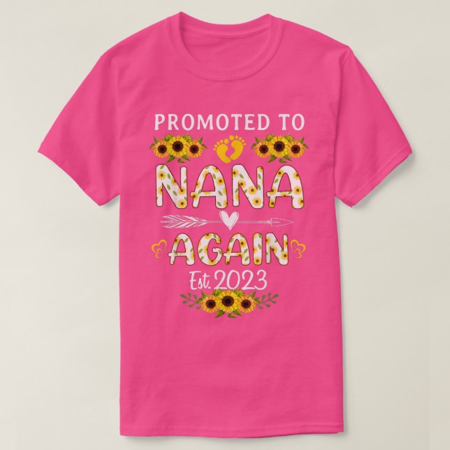 Camiseta Promoted To Nana Again 2023 Sunflower New Nana  (Frente do Design)