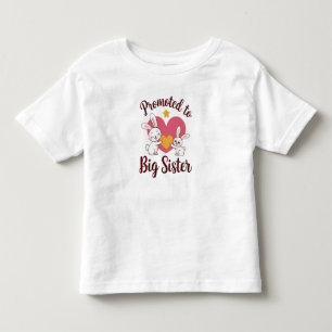 Camiseta promovida a irmã mais velha