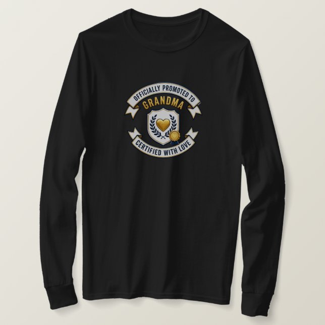 Camiseta Promovida Oficialmente a Avó (Frente do Design)
