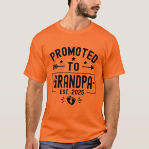 Camiseta Promovido a Avô 2025 Retro Em Breve Avô