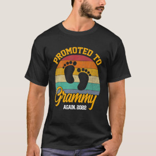 Camiseta Promovido A Dia de as mães De Vintage Engraçado