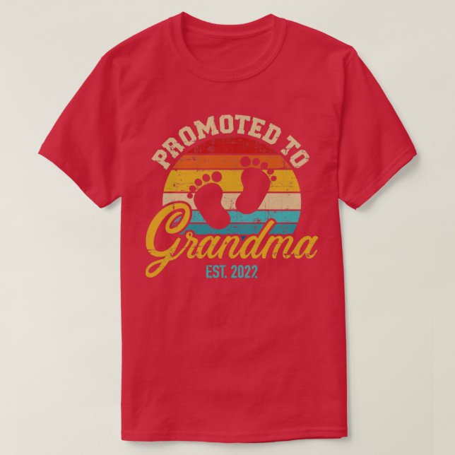 Camiseta Promovido à vintage retro da vintage 2022 (Frente do Design)
