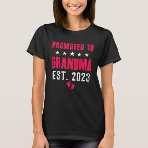 Camiseta Promovido a vovó 2023 anúncio de gravidez 1