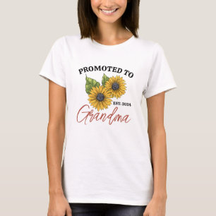 Camiseta Promovido à vovó Floral de Girassol Personalizado