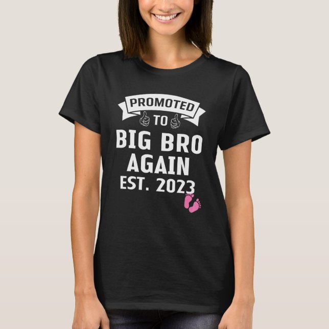 Camiseta Promovido ao Big Brother 2023 É uma garota grande (Frente)