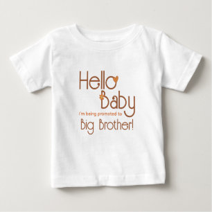 Camiseta Promovido ao Big Brother Hello Baby Retro