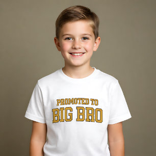 Camiseta Promovido ao Estilo Varsity do Irmão Mais Velho