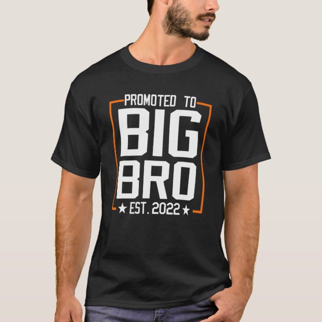 Camiseta Promovido Ao Grande Irmão 2022 Big Bro Em Breve A  (Frente)