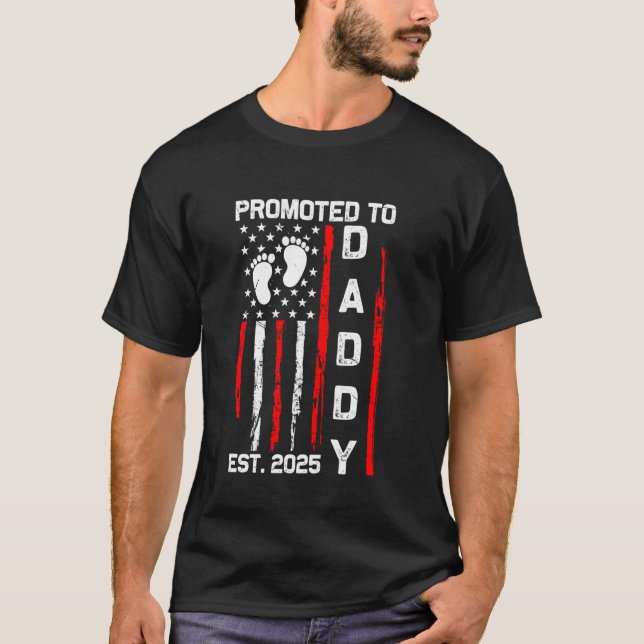 Camiseta Promovido ao Pai EST 2025 Patriótico Americano (Frente)