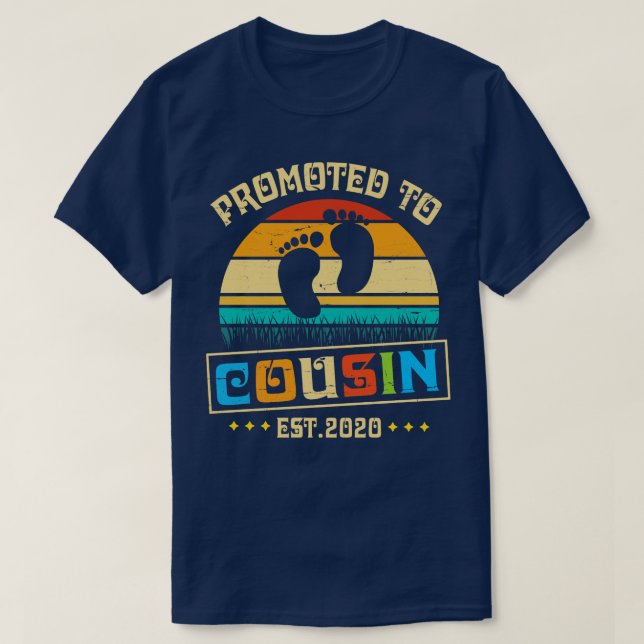 Camiseta Promovido Ao Primo Do Ano Passado 2020 Feliz Pai D (Frente do Design)