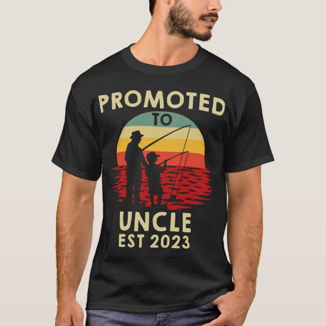 Camiseta Promovido Ao Tio 2023 Família De Pesca De Revenda  (Frente)