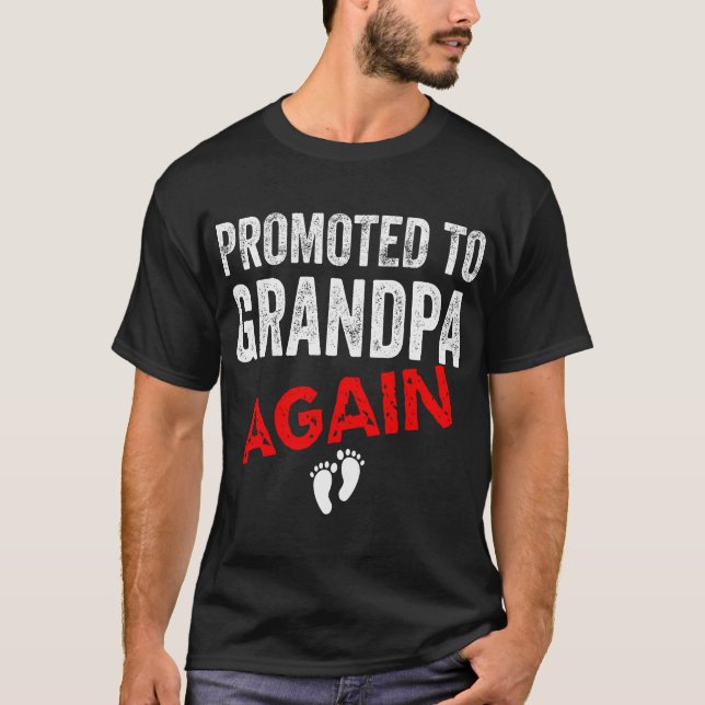 Camiseta Promovido ao Vovô Novamente Pai Anunciante de Grav (Frente)