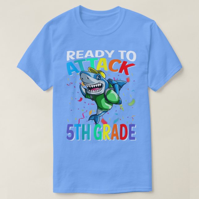 Camiseta Pronto Para Atacar O Tubarão 5 De Volta À Escola (Frente do Design)