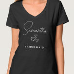 Camiseta Proposta Simples de Bridesmaid Personalizada Moder<br><div class="desc">Procurando um presente chique, modesto, mas simples para suas damas de Bridesmaids? Estas camisas modernas são um presente prático que eles podem usar mesmo depois do dia do seu casamento! Todo texto, incluindo nomes de título e script, pode ser alterado. Você pode mudar o título para ajustado sua festa de...</div>