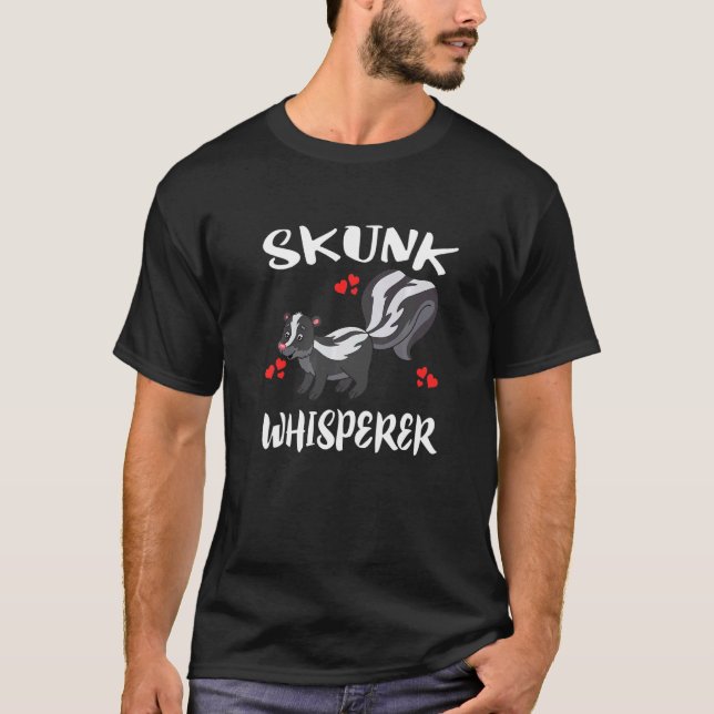 Camiseta Proprietário de Pet do Skunk Whisperer (Frente)
