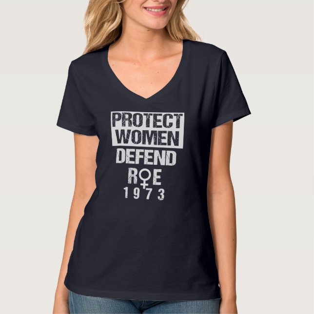 Camiseta Proteger as mulheres defende os direitos das mulhe (Frente)