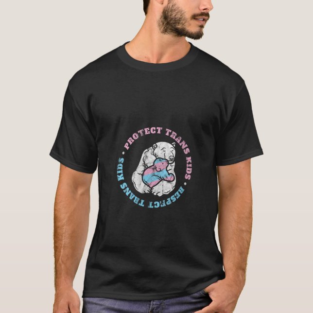 Camiseta Proteger Crianças Trans Mamãe Ursa Papa Urso Ally  (Frente)