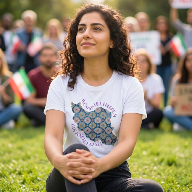 Camiseta Protesto Mulher Vida Liberdade | Flores Violeta (Woman Life Freedom Protest | Flowers Violet T-Shirt)