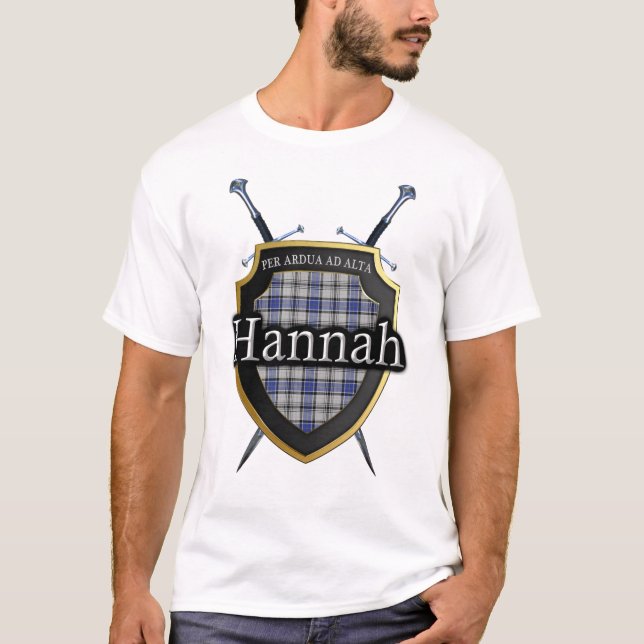 Camiseta Protetor & espadas da xadrez de Tartan de Hannah (Frente)