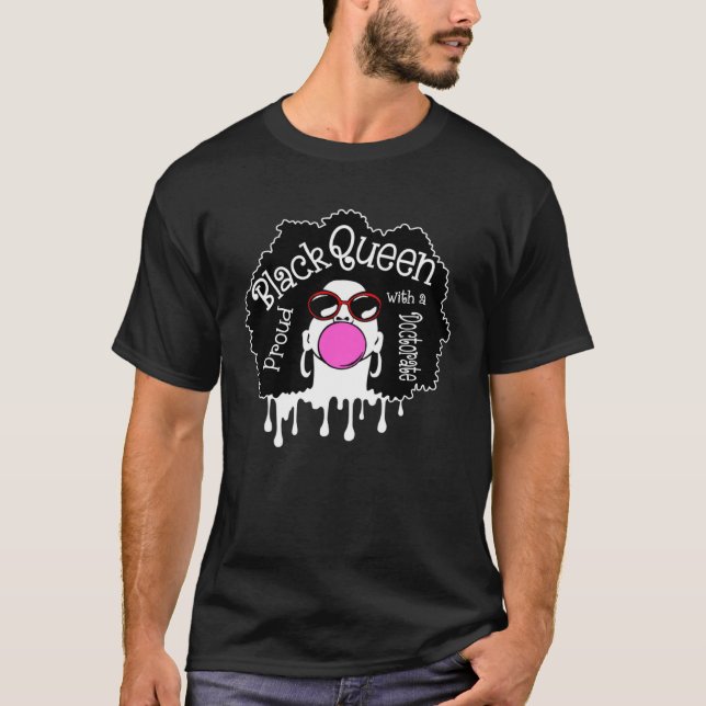 Camiseta Proud Black Queen PhD Doctorate Degree PhDiva Grad (Frente)