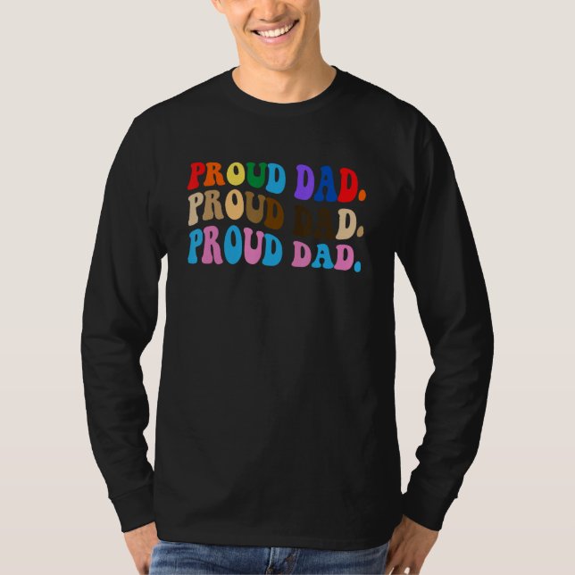 Camiseta Proud Dad Rainbow Pride Flag Colors LGBT Ally (Frente)